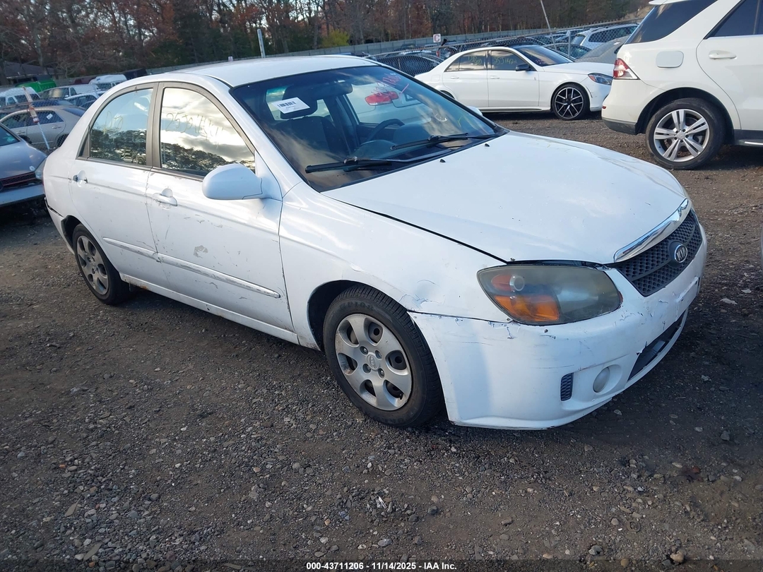 منظر 2009 Kia Spectra Ex LD، زاوية 1