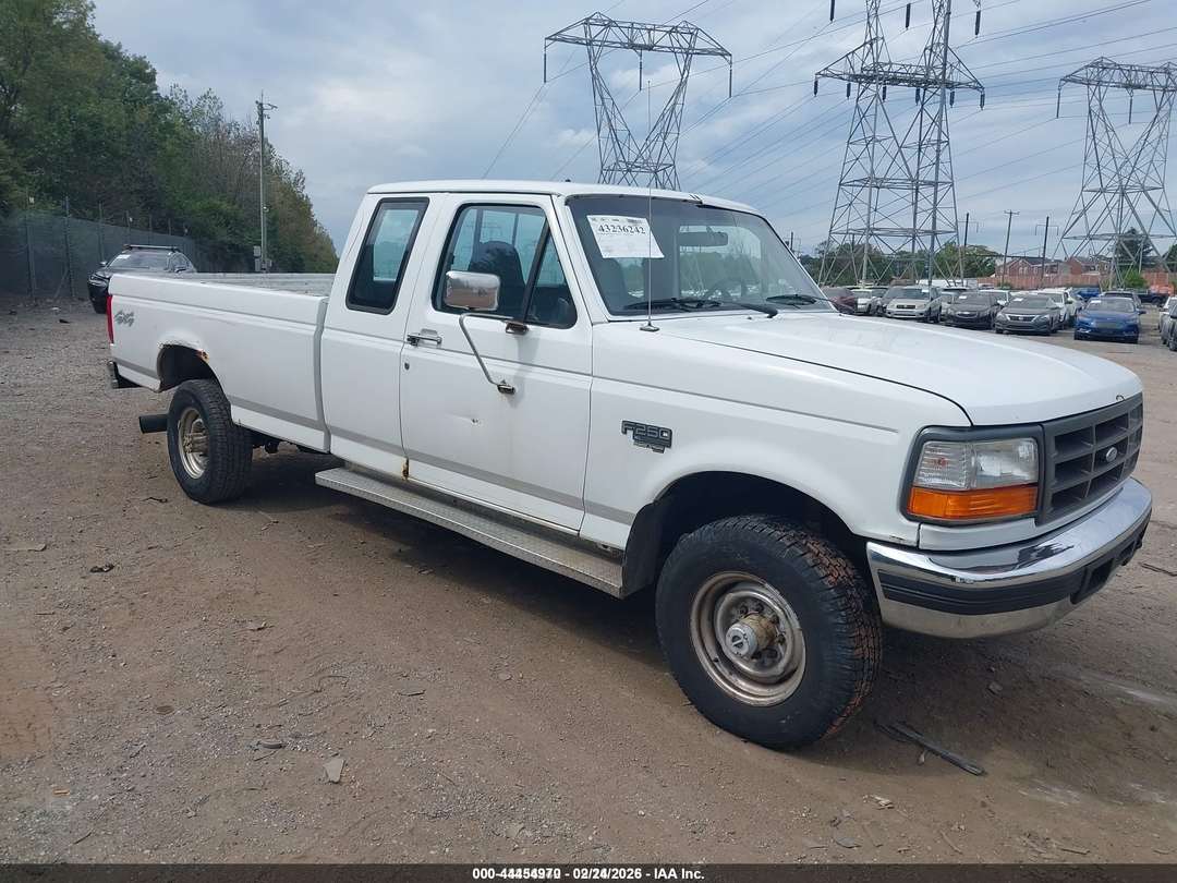 منظر 1996 Ford F250، زاوية 1