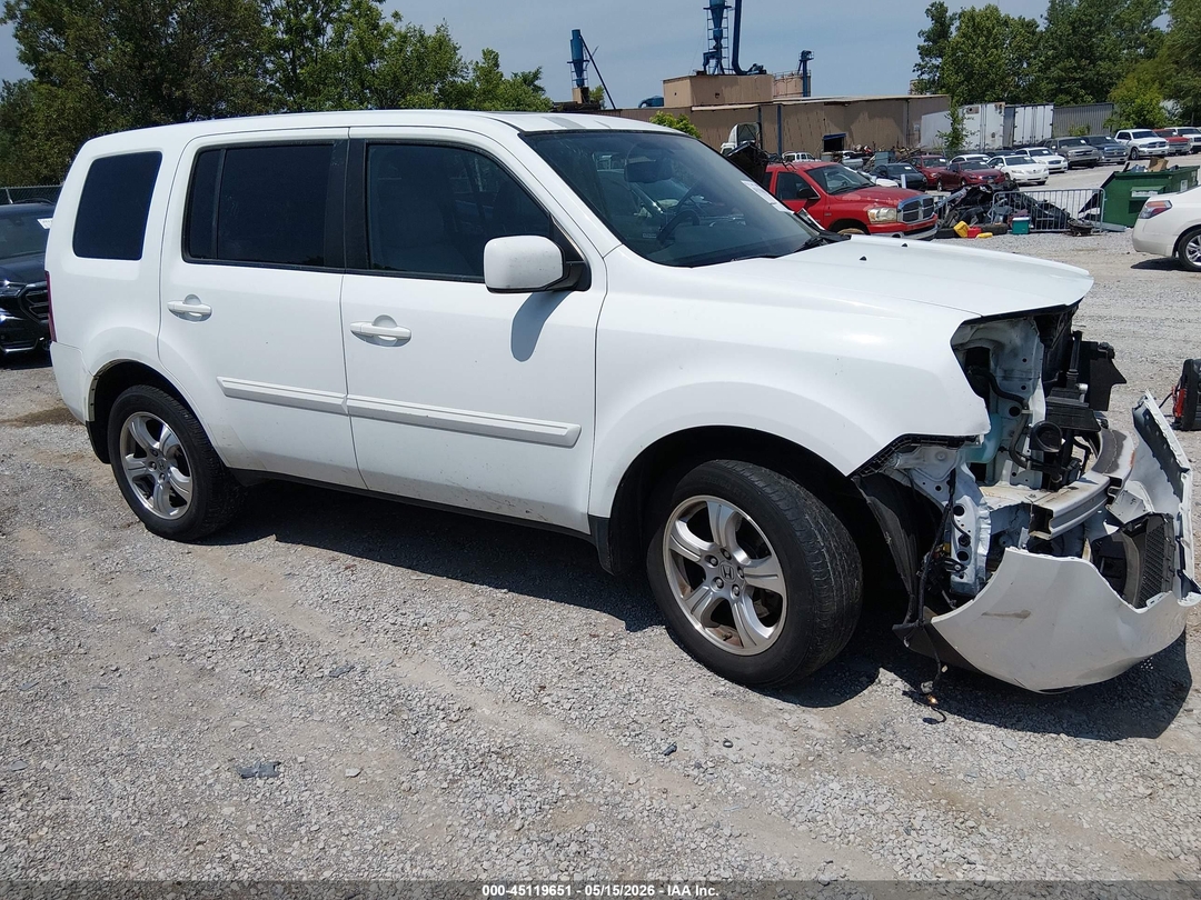 Vista de 2013 Honda Pilot Ex-L, ángulo 1