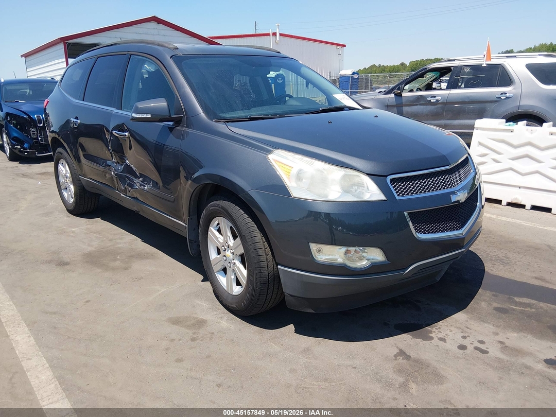 Vedere 2012 Chevrolet Traverse 2Lt, unghi 1