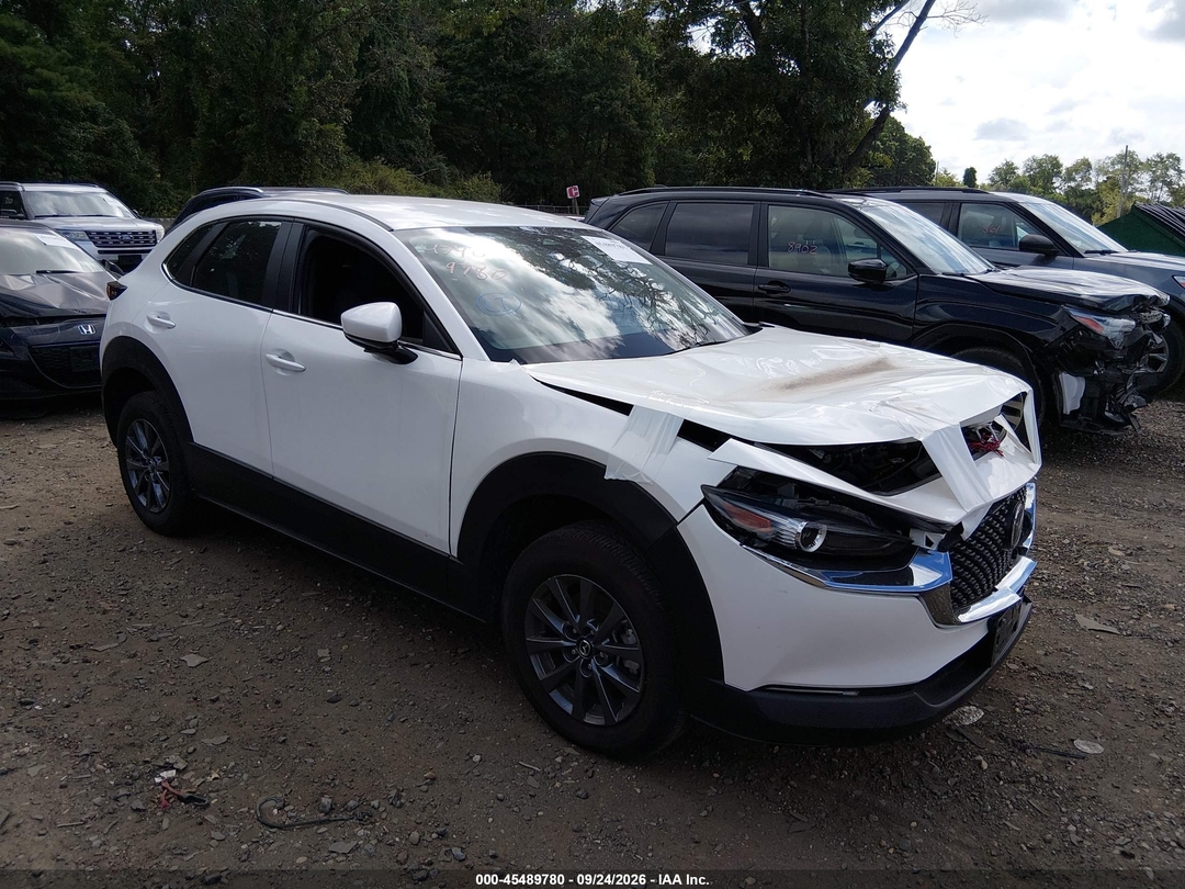 Vista de 2025 Mazda Cx-30 2.5 S, ángulo 1