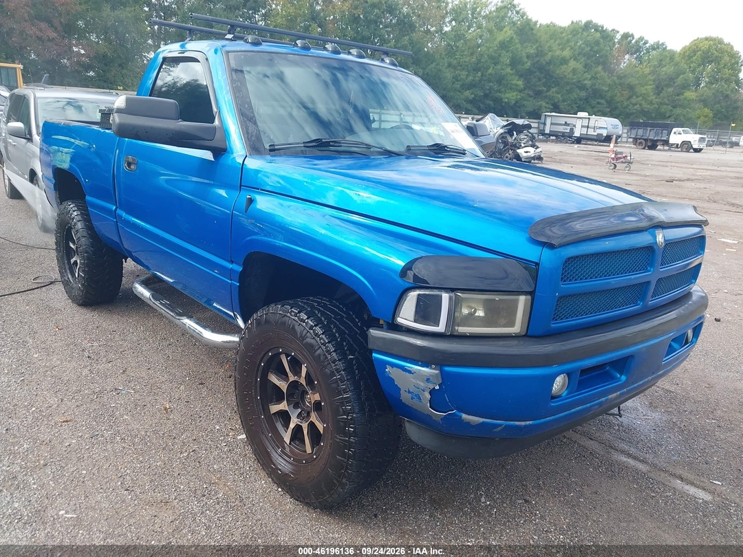 منظر 1998 Dodge Ram 1500 St، زاوية 1