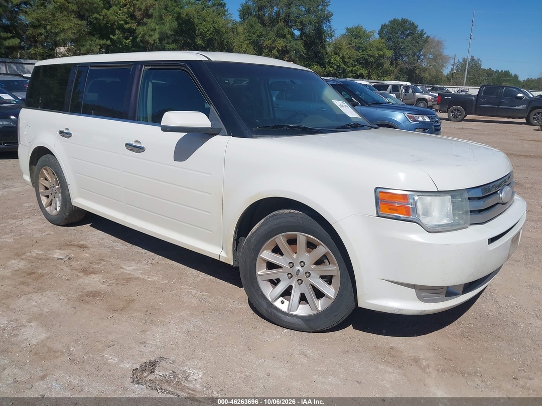 Вид 2012 Ford Flex Sel, угол 1