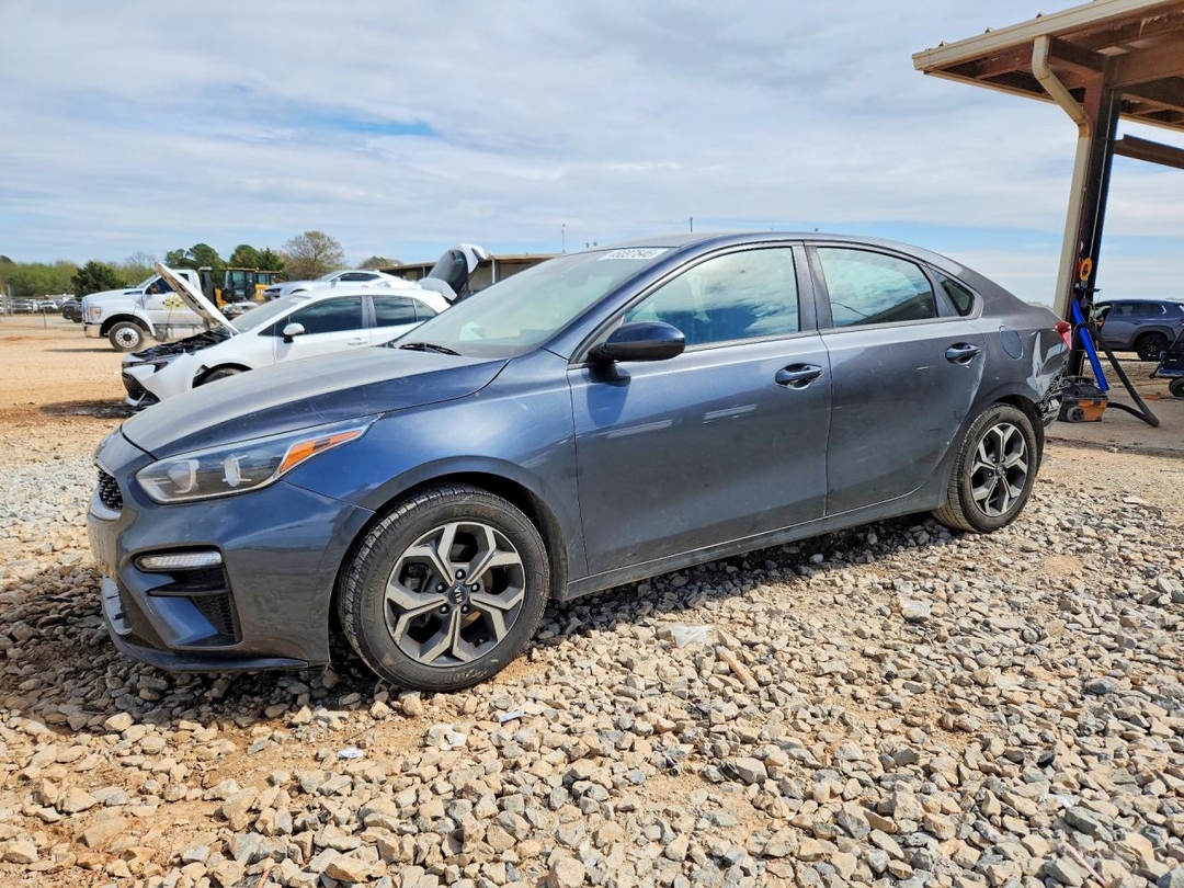Vue de 2020 KIA FORTE LXS, angle 1