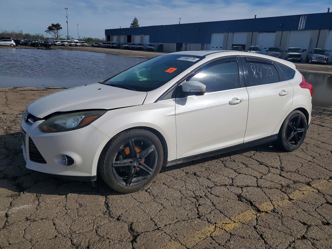 Вид 2012 FORD FOCUS TITANIUM, угол 1