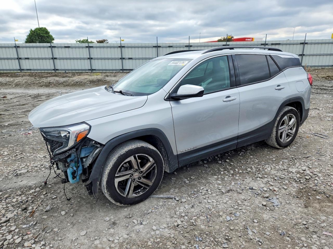 Вид 2018 GMC TERRAIN SLE, угол 1