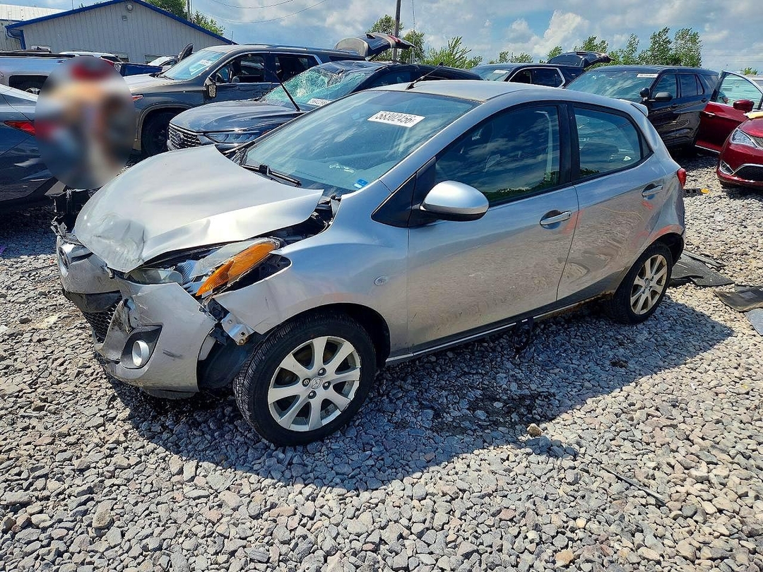 منظر 2011 MAZDA MAZDA2، زاوية 1
