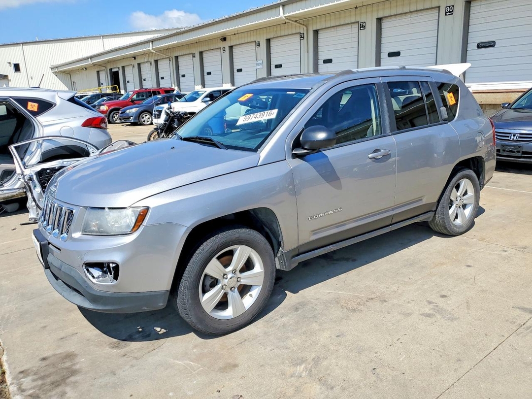 منظر 2016 JEEP COMPASS SPORT، زاوية 1