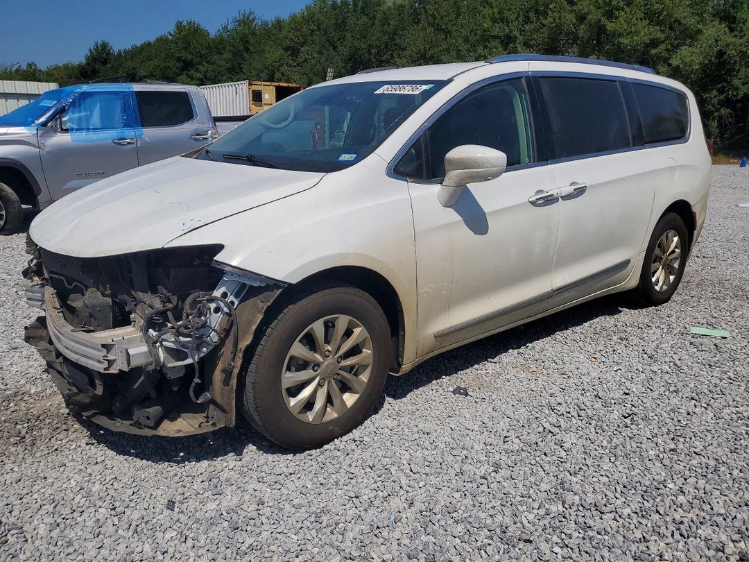 Vedere 2019 CHRYSLER PACIFICA TOURING L, unghi 1