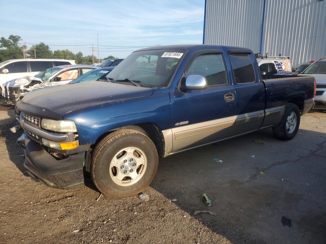 منظر 2002 CHEVROLET SILVERADO C1500، زاوية 1