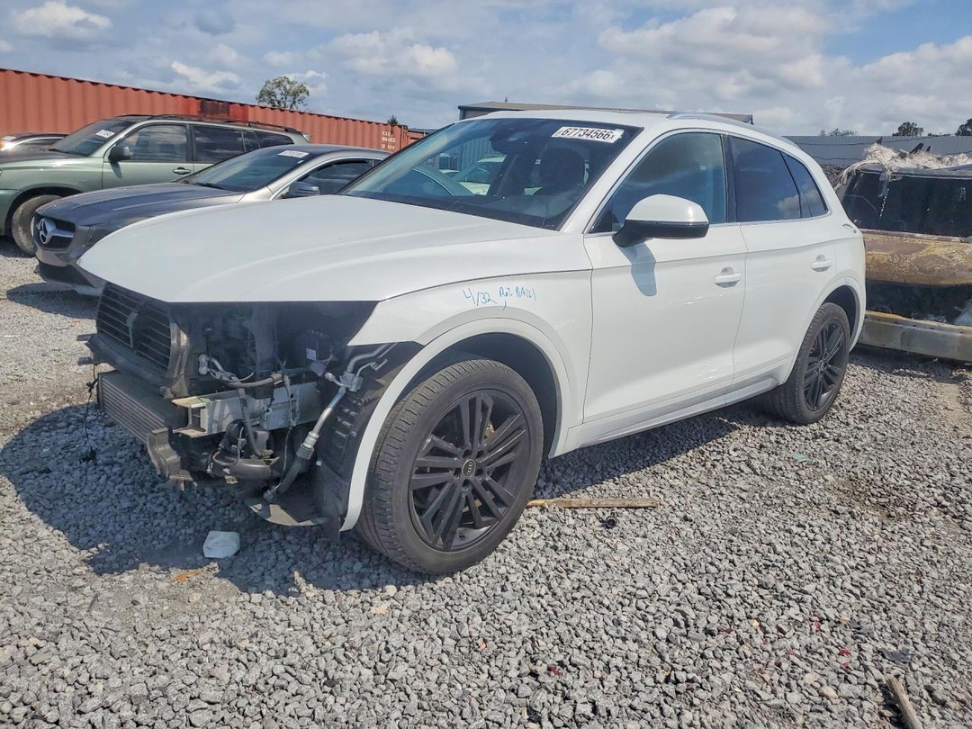 Вид 2020 AUDI Q5 PREMIUM PLUS, угол 1