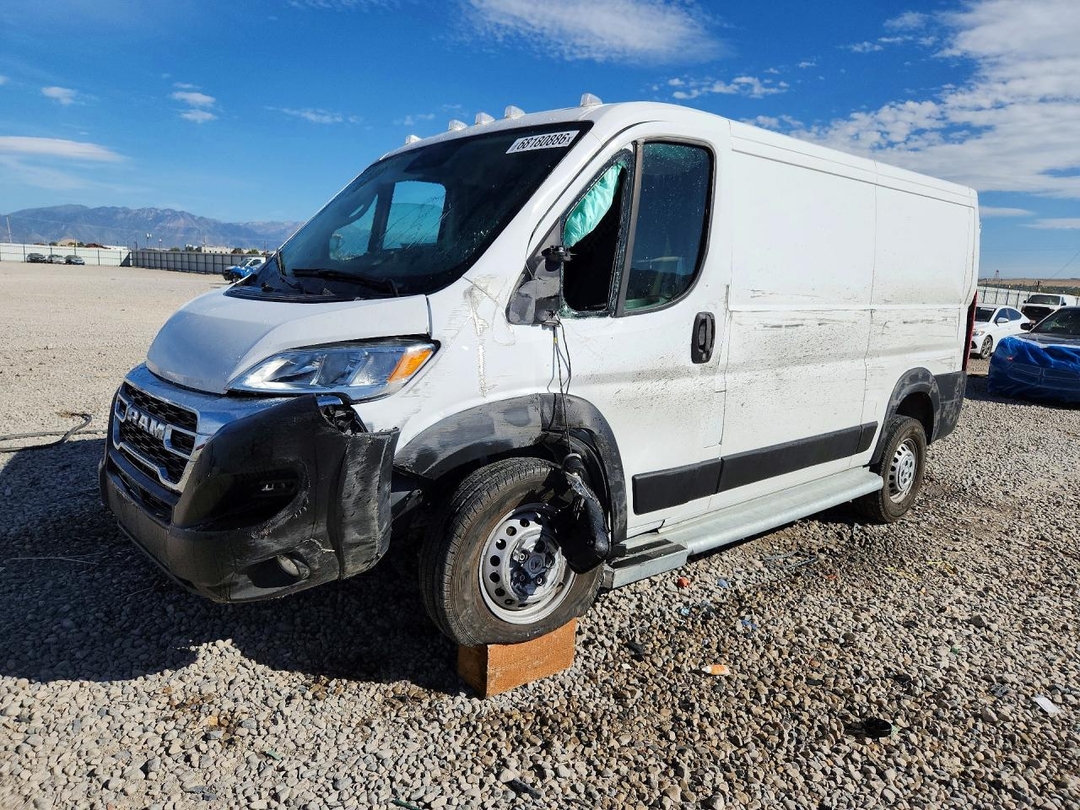 Vista de 2025 RAM PROMASTER 2500 DELIVERY VAN, ángulo 1