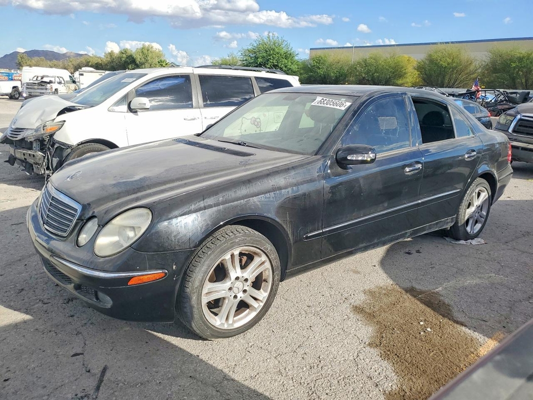 Вид 2006 MERCEDES-BENZ E 350, угол 1