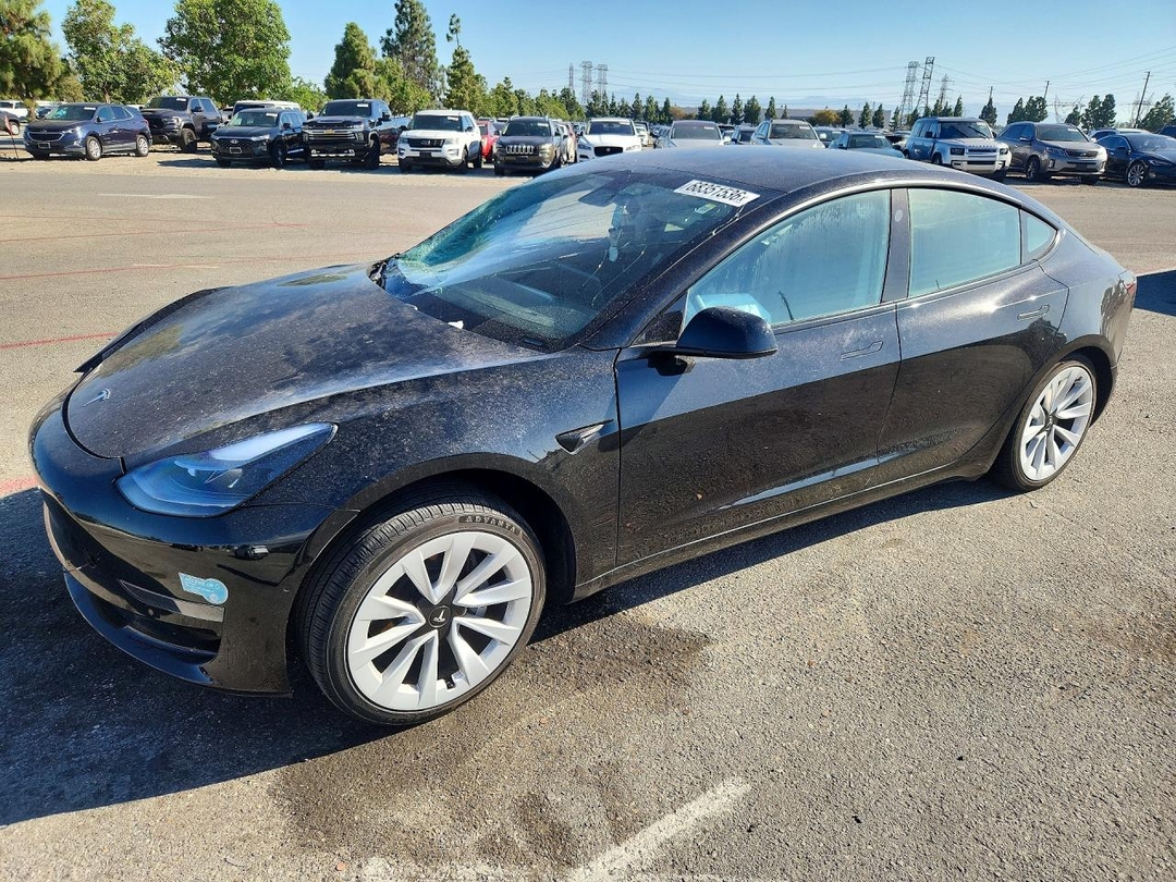 Vista de 2021 TESLA MODEL 3, ángulo 1