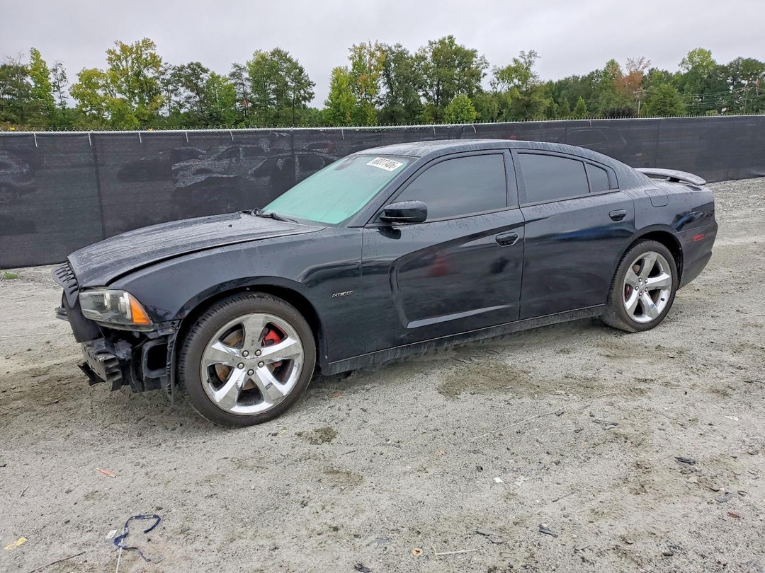 منظر 2014 DODGE CHARGER R/T، زاوية 1