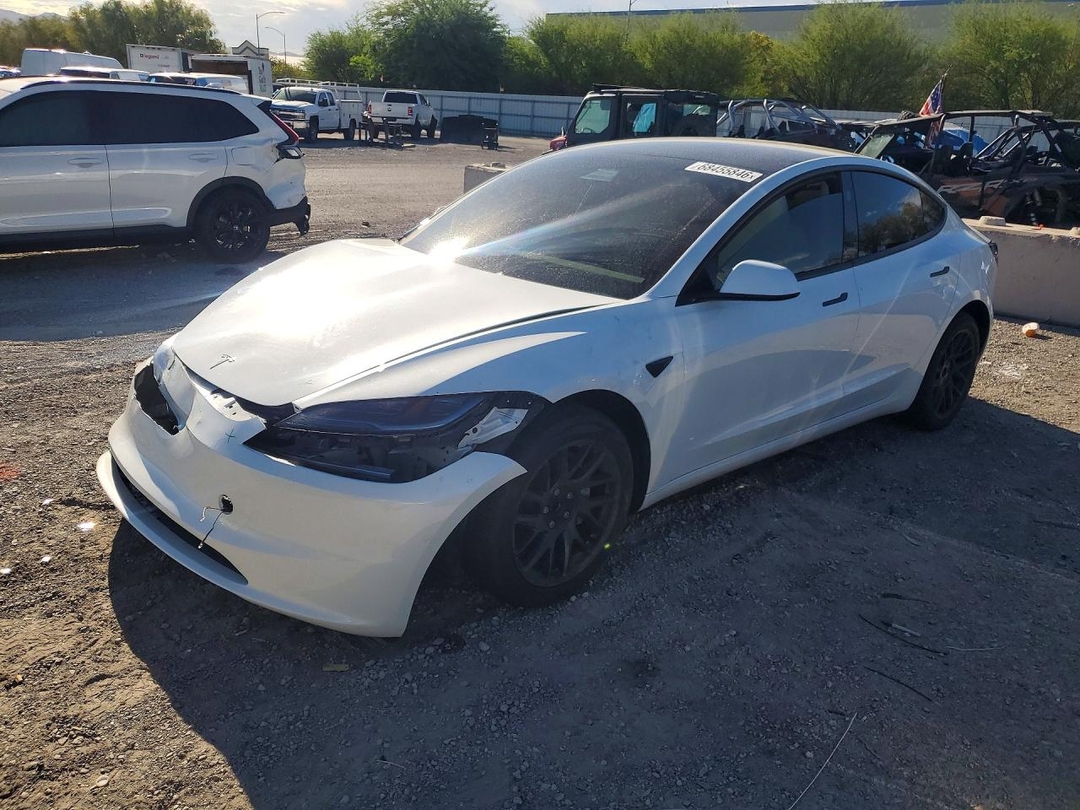 Vue de 2025 TESLA MODEL 3, angle 1