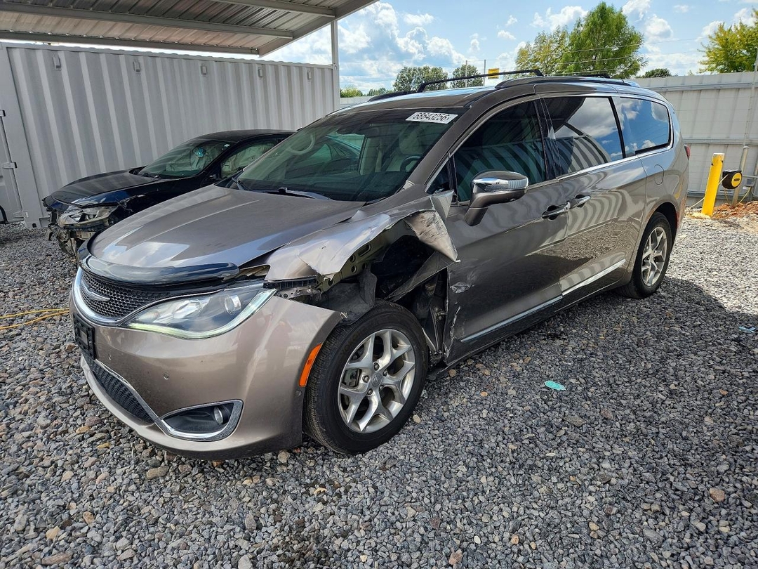 منظر 2018 CHRYSLER PACIFICA LIMITED، زاوية 1