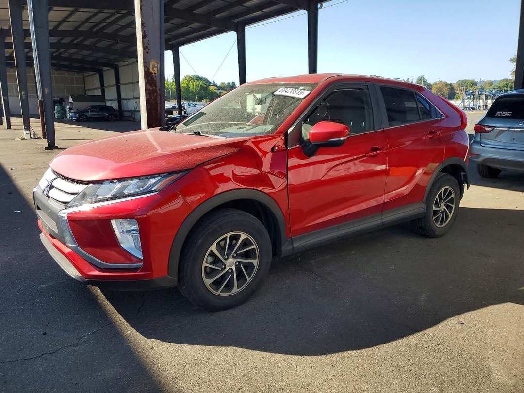 Vue de 2020 MITSUBISHI ECLIPSE CROSS ES, angle 1