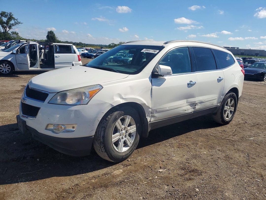 Vista de 2011 CHEVROLET TRAVERSE LS, ángulo 1