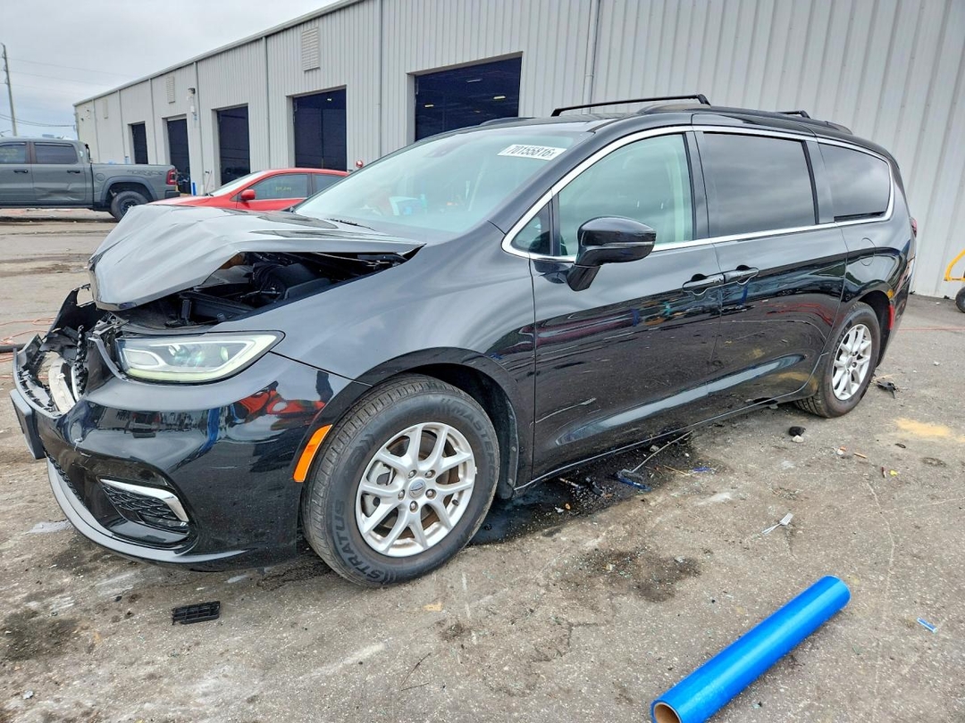 منظر 2022 CHRYSLER PACIFICA TOURING L، زاوية 1