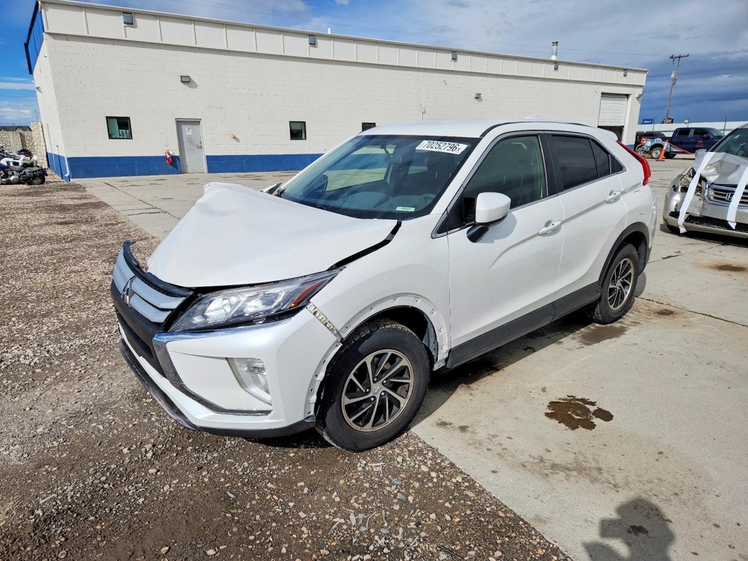 منظر 2020 MITSUBISHI ECLIPSE CROSS ES، زاوية 1