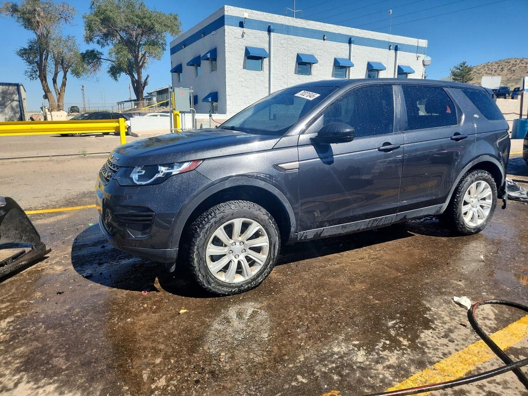 Vue de 2018 LAND ROVER DISCOVERY SPORT SE, angle 1