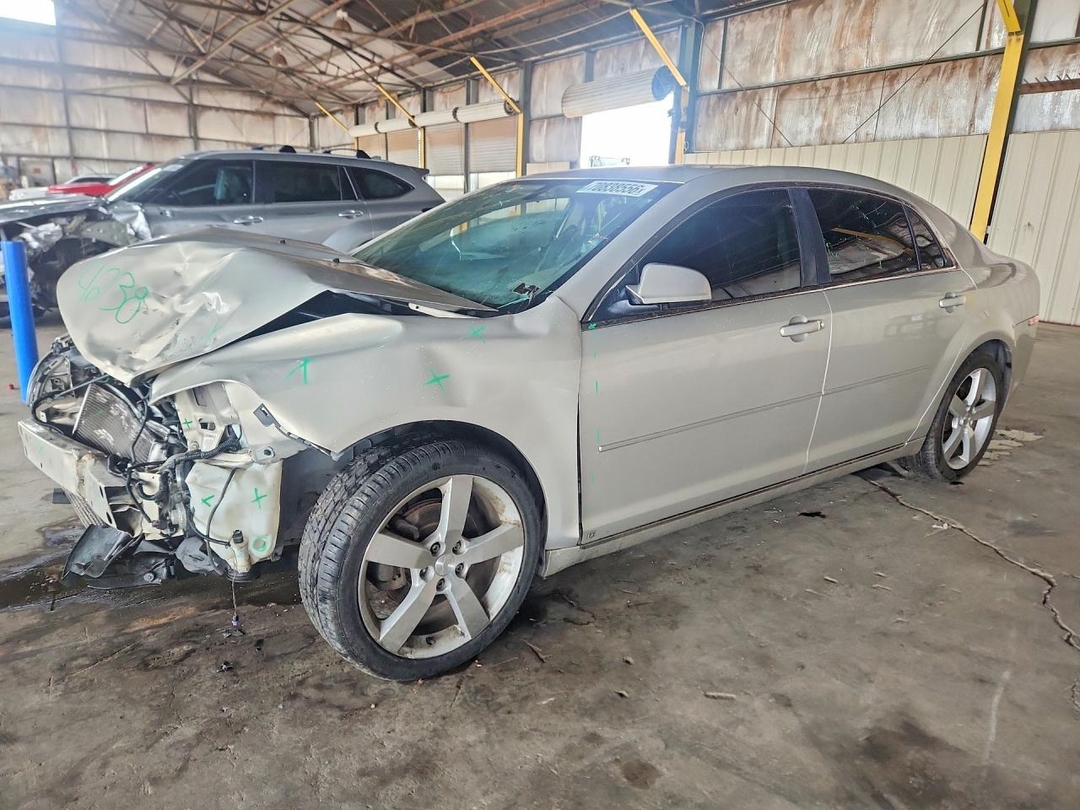 منظر 2010 CHEVROLET MALIBU 1LT، زاوية 1