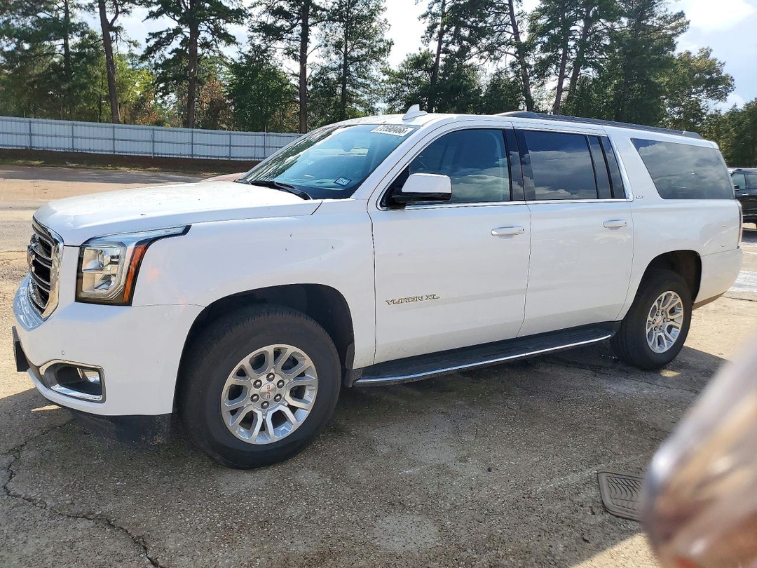 Vedere 2020 GMC YUKON XL C1500 SLT, unghi 1