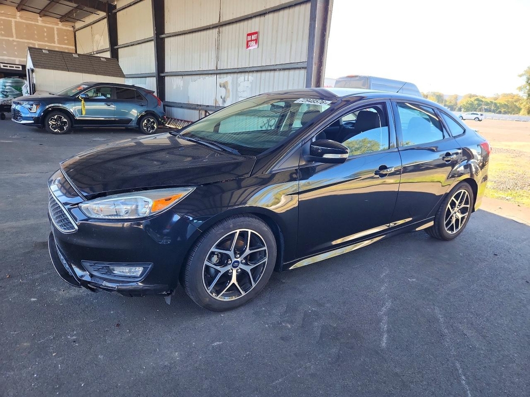 Vedere 2015 FORD FOCUS SE, unghi 1