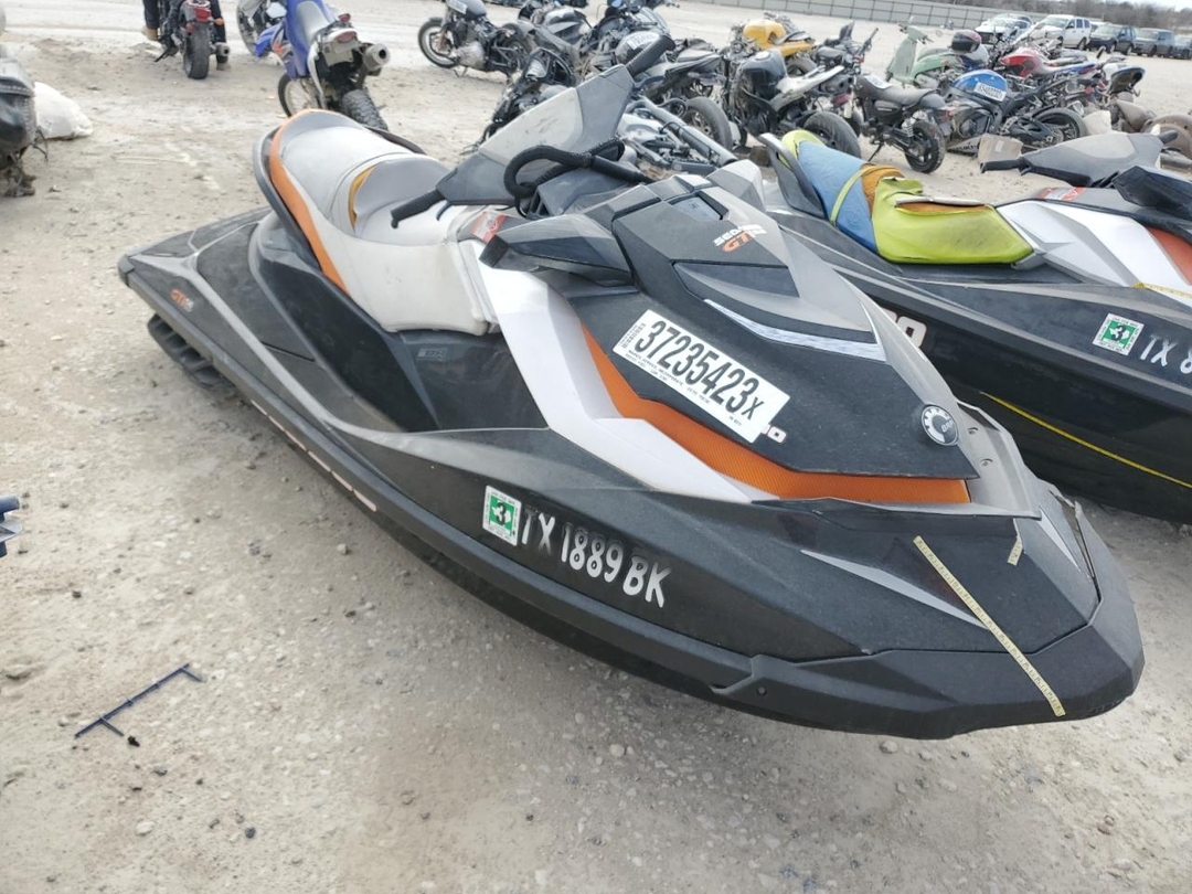 Вид 2011 SEA-DOO JET SKI, угол 1