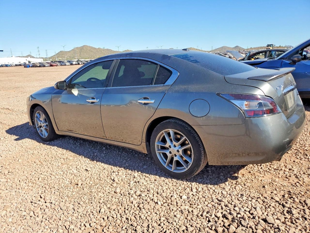 منظر 2014 NISSAN MAXIMA 3.5 S، زاوية 1