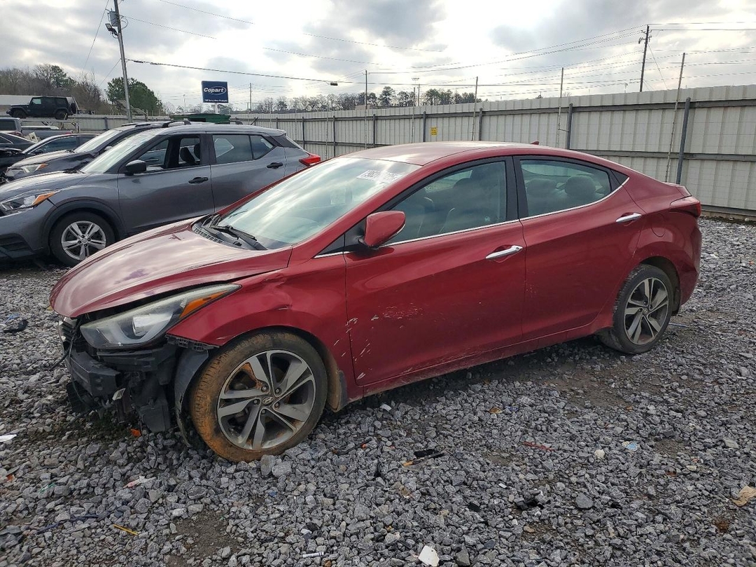 Vue de 2015 HYUNDAI ELANTRA, angle 1