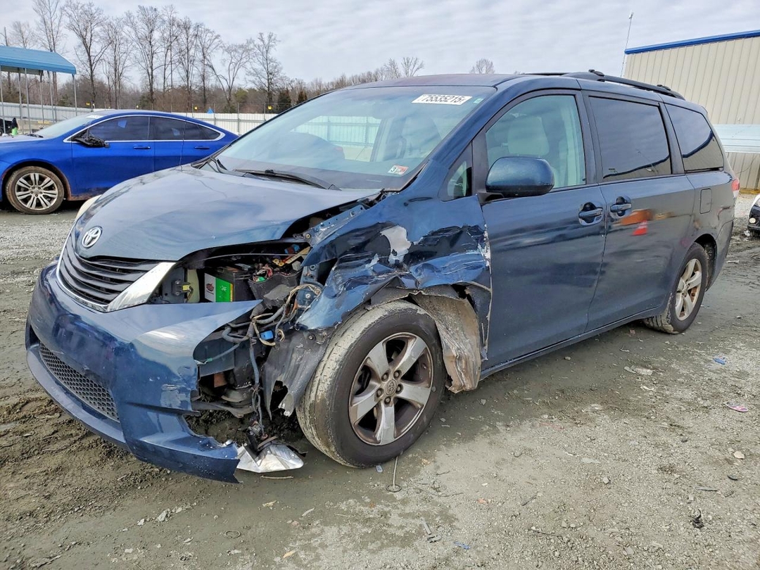 2011 TOYOTA SIENNA view, angle 1