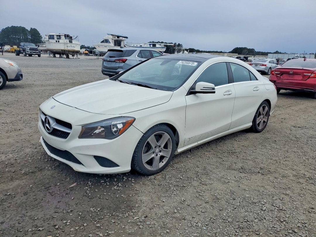 منظر 2016 MERCEDES-BENZ CLA 250 4MATIC، زاوية 1