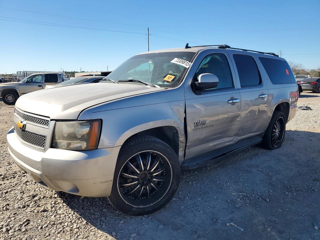 Вид 2007 CHEVROLET SUBURBAN C1500, угол 1