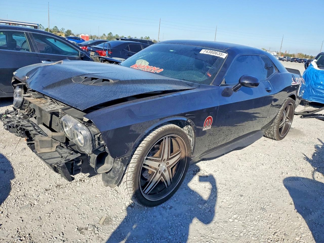 Vue de 2018 DODGE CHALLENGER SXT, angle 1