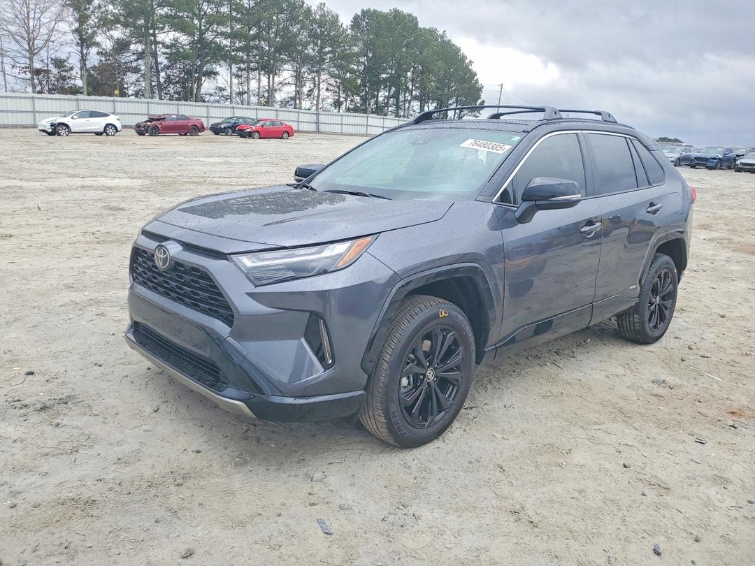 Vue de 2025 TOYOTA RAV4 XSE, angle 1