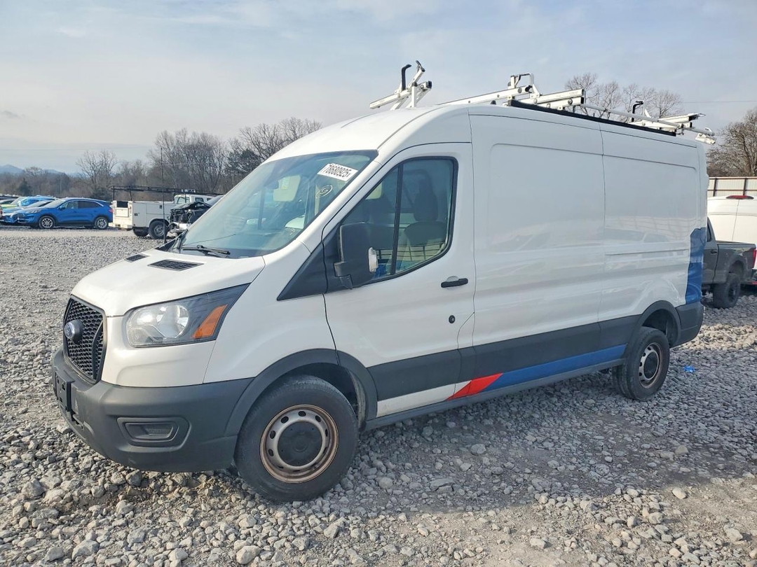 منظر 2021 FORD TRANSIT T-250، زاوية 1