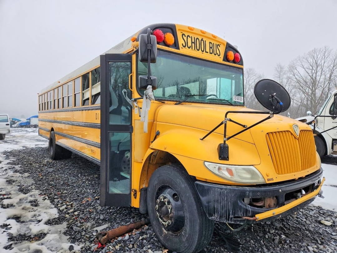 Vue de 2013 IC CORPORATION CE SERIES SCHOOL - SCHOOL BUS, angle 1