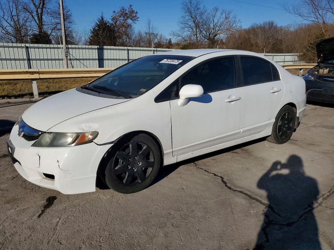 Vue de 2009 HONDA CIVIC LX, angle 1
