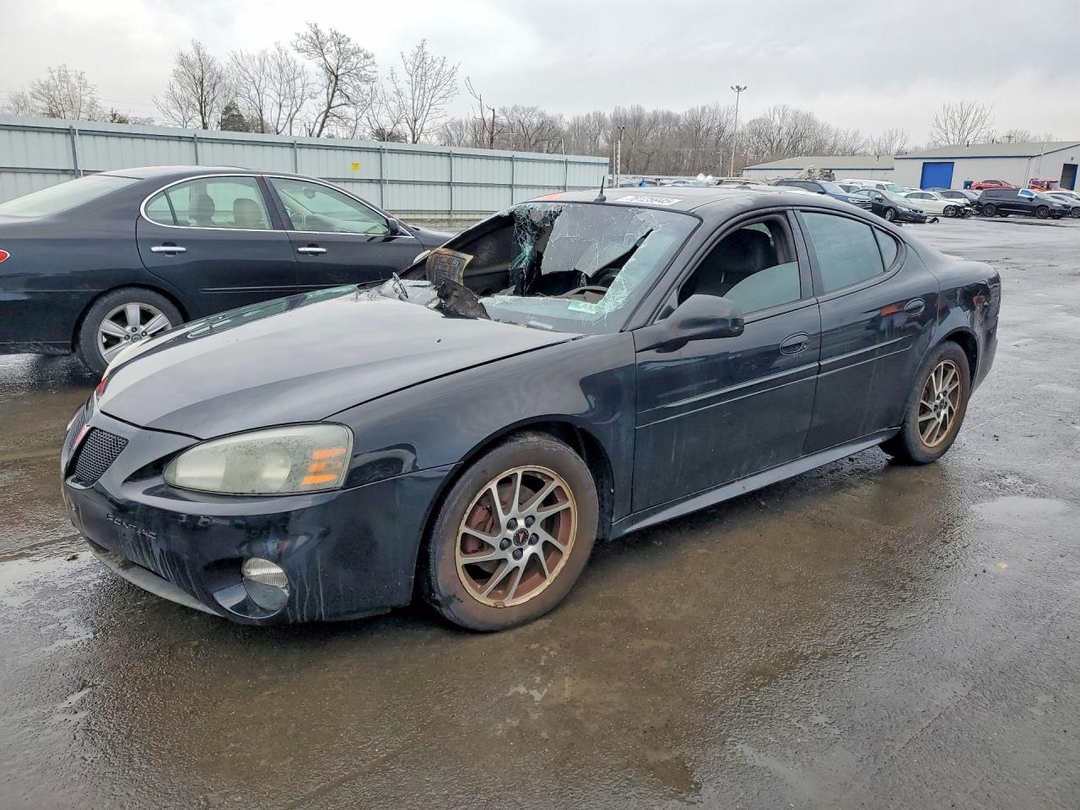 Vue de 2004 PONTIAC GRAND PRIX GTP, angle 1