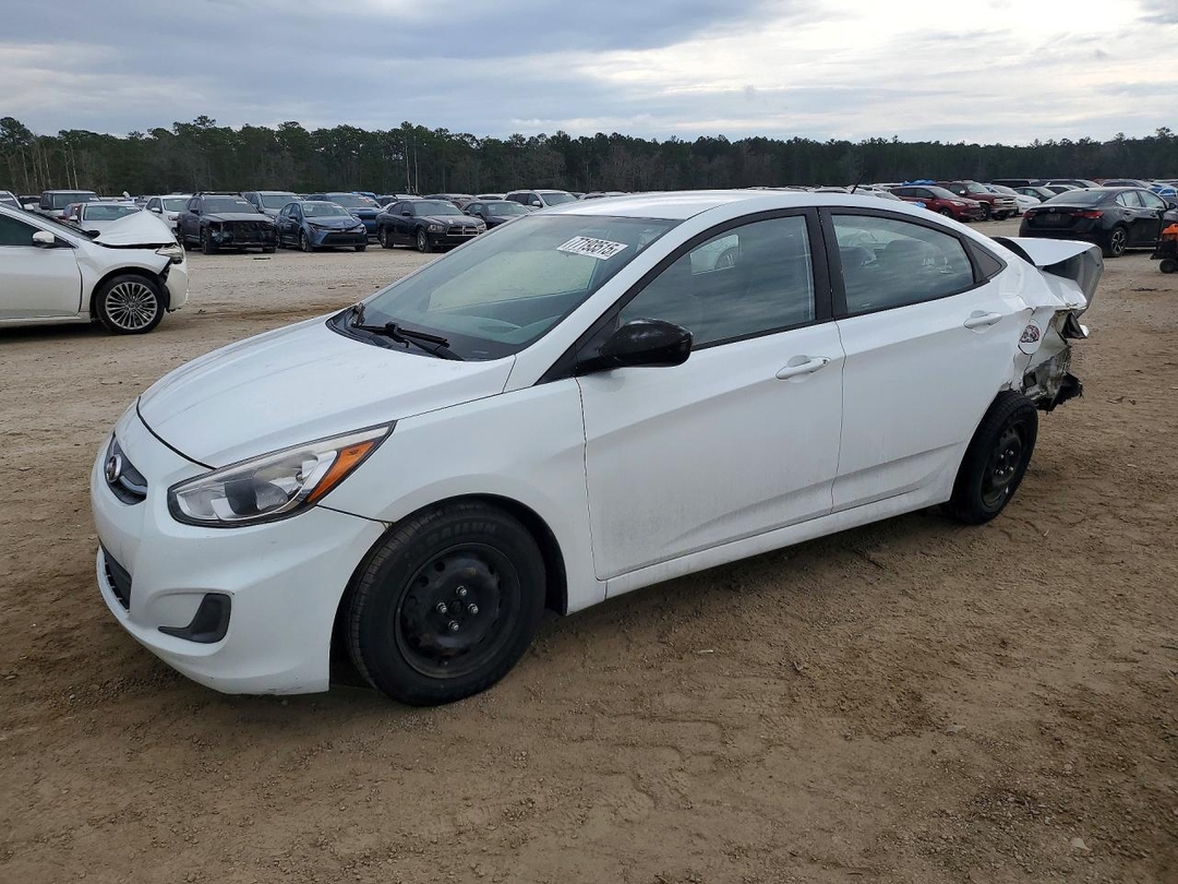 Vue de 2017 HYUNDAI ACCENT SE, angle 1