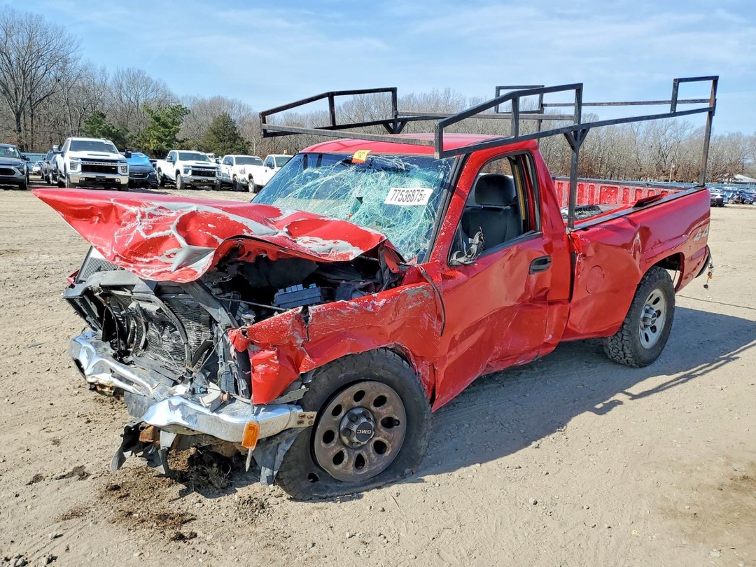 منظر 2007 GMC NEW SIERRA K1500 CLASSIC، زاوية 1