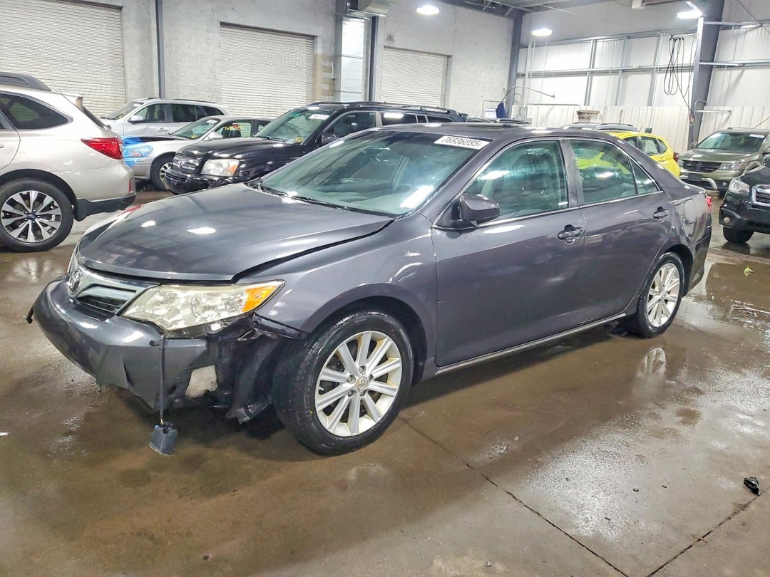 Vedere 2012 TOYOTA CAMRY XLE, unghi 1