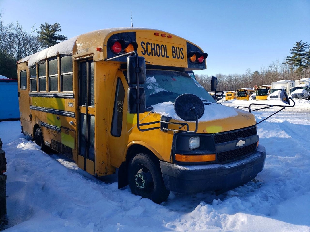 Вид 2014 THOMAS MINOTOUR G3500 - SCHOOL BUS, угол 1