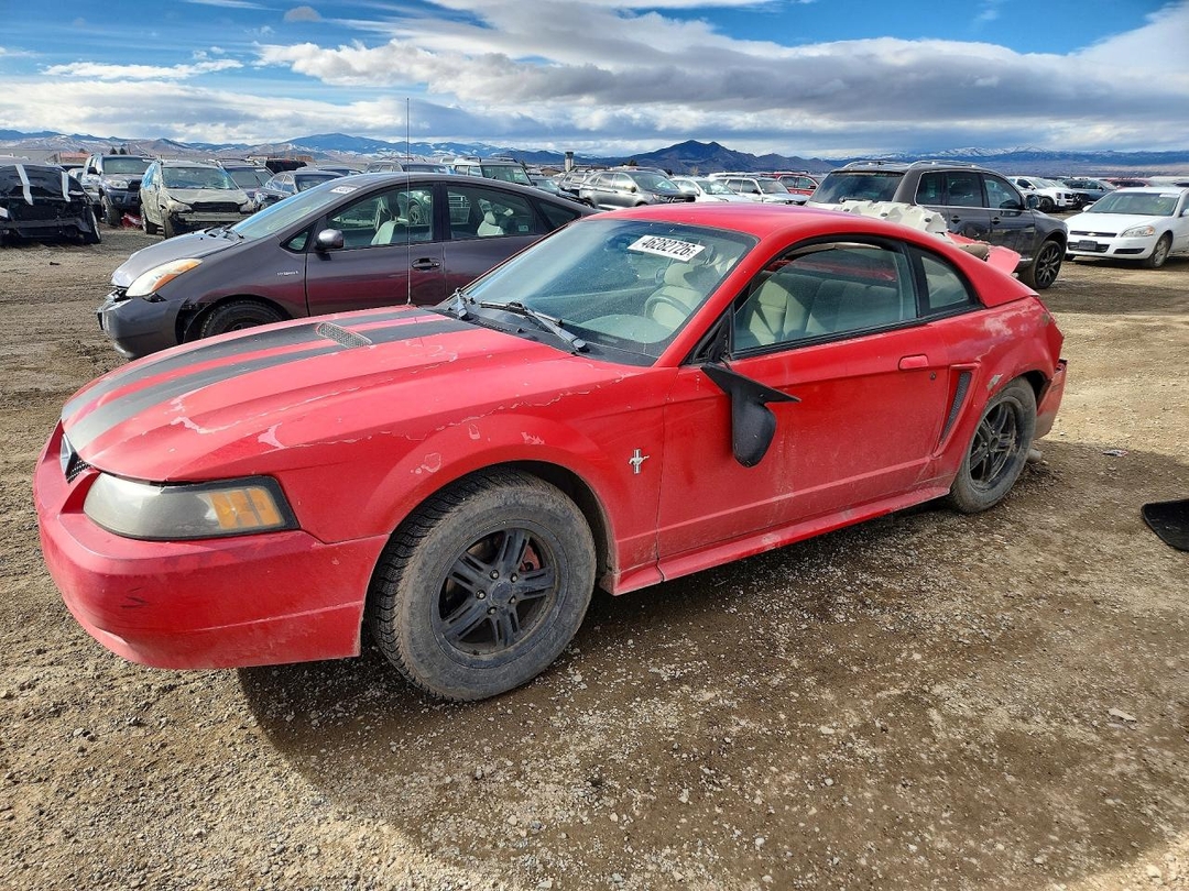 Вид 2002 FORD MUSTANG, угол 1