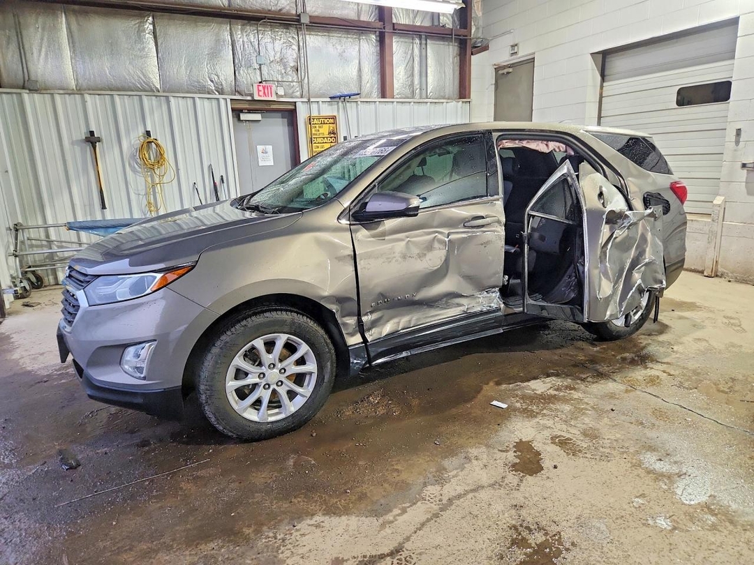 Vista de 2018 CHEVROLET EQUINOX LT, ángulo 1