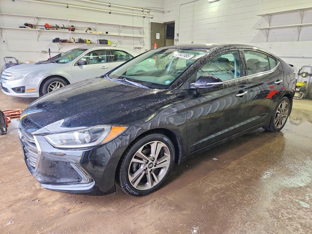 منظر 2017 HYUNDAI ELANTRA LIMITED، زاوية 1