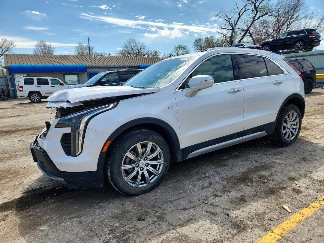 Vue de 2020 CADILLAC XT4 PREMIUM LUXURY, angle 1