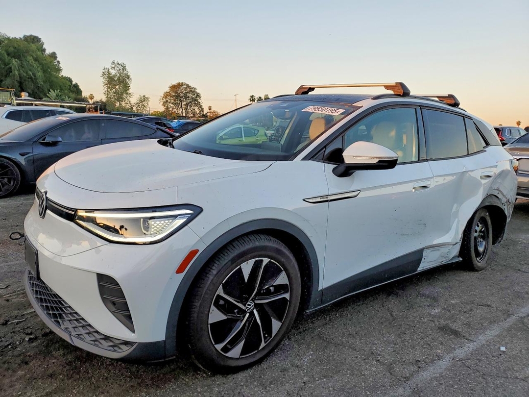 Vista de 2021 VOLKSWAGEN ID.4 PRO S, ángulo 1